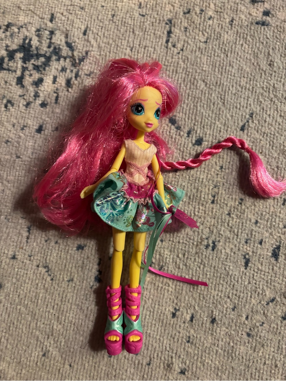 My Little Pony Equestria Girls Rainbow Rocks Fluttershy Doll